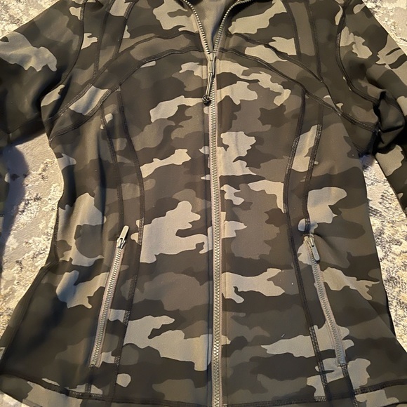 lululemon athletica Jackets & Blazers - Lululemon define jacket
